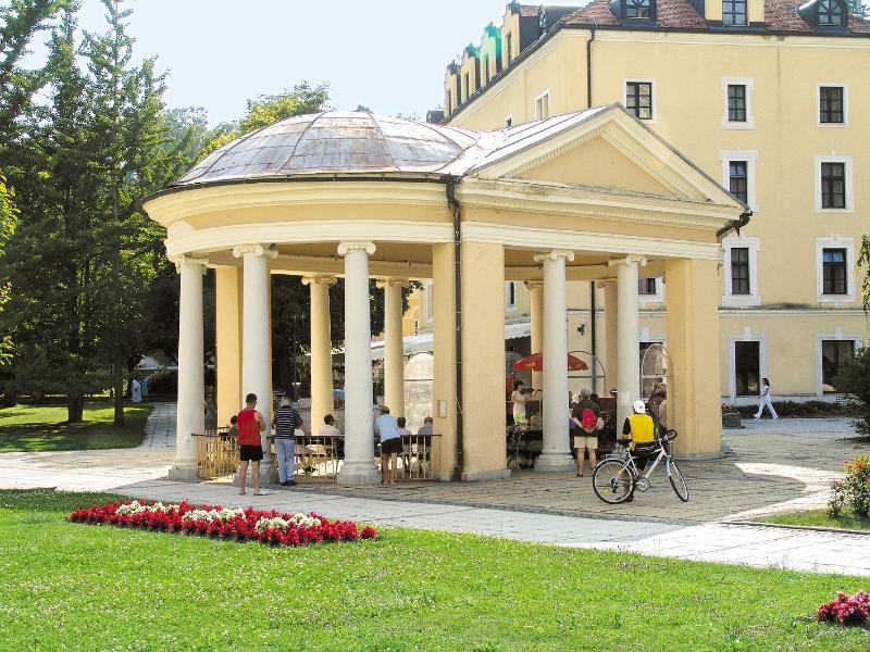 Hotel Zagreb - Health & Beauty Rogaska Slatina Exterior photo